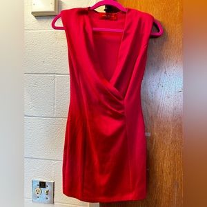 Elegant Sophistication: AKIRA’s small fuchsia dress